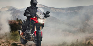 Honda CB500X i ørken